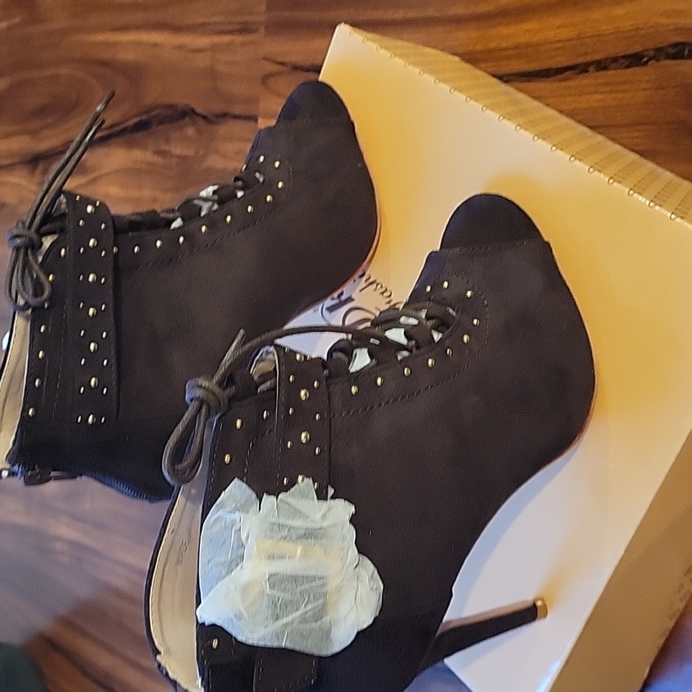 sandalia with high heel brown  7.5